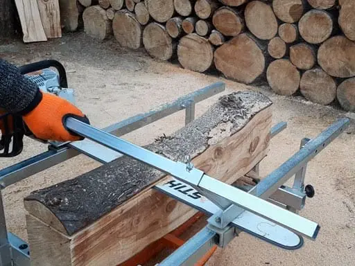 The Ultimate Chainsaw Sawmill? 7 sleepers top cut
