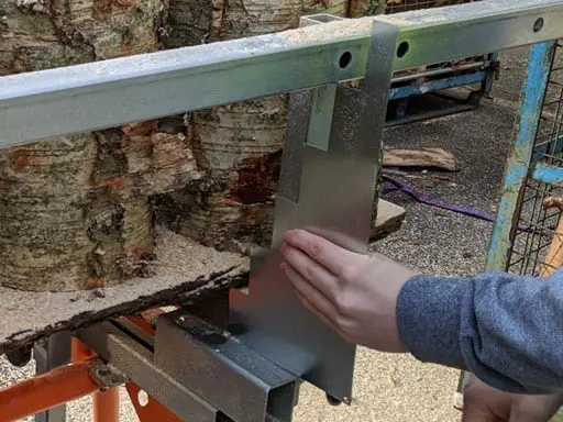 The Ultimate Chainsaw Sawmill? 3 step gauge demonstration 3