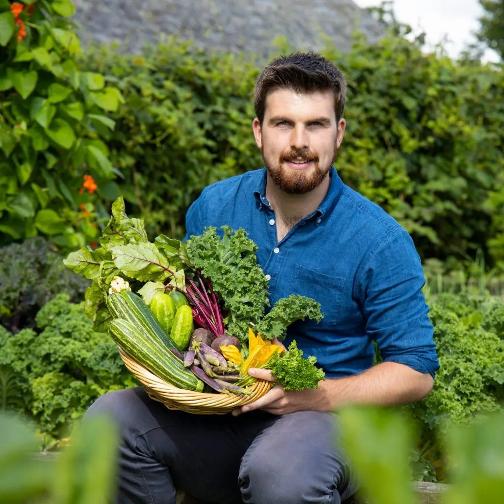 Testimonials 2 Huw bio pic