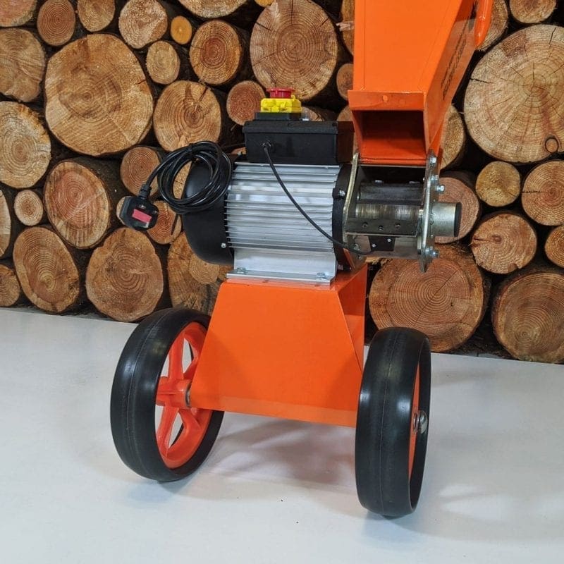 Compact Electric Wood Chipper Lightweight & Powerful Forest Master