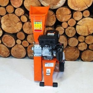 Compact 6HP Petrol Garden Shredder Mulcher | Forest Master Outlet