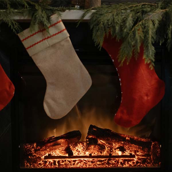 log fire, Christmas stockings