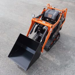 Skid Steer with 130L Bucket Attachment
